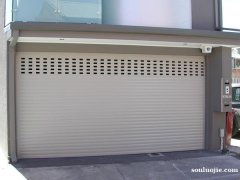西羅園維修防火卷簾門電機